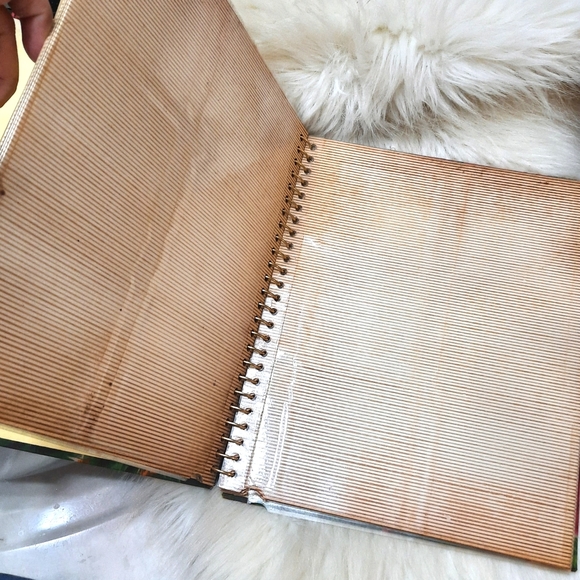 ~{Vintage}~ 1970's fabric bound photo album. - Picture 8 of 8